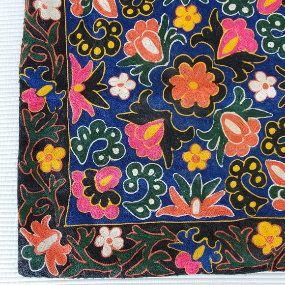 Floral Embroidered Cushion Cover Pillowcase - Picture 5 of 5